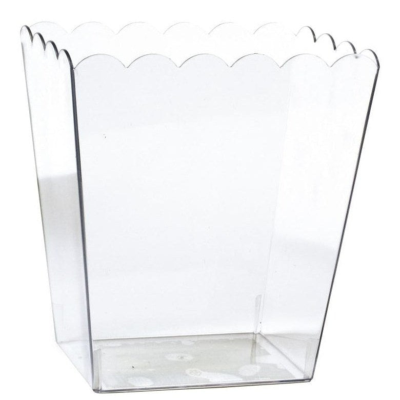Clear Scalloped Container, Medium