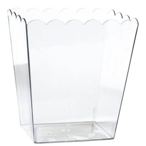 Clear Scalloped Container, Medium