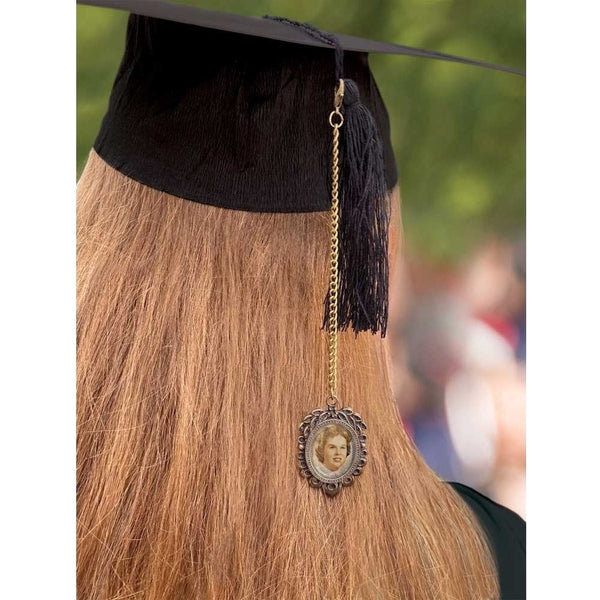 Graduation Cap Photo Chain