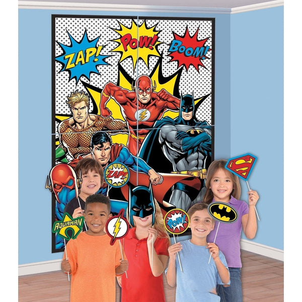 Justice League Heroes Unite Tm Scene Setter With Props