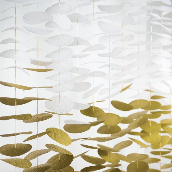 Large Circle Backdrop - Gold